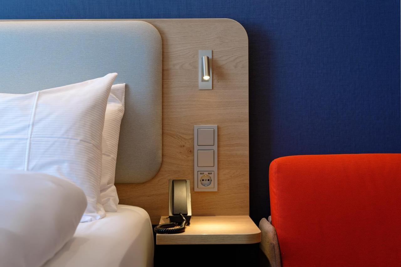 Holiday Inn Express - Lustenau Ngoại thất bức ảnh