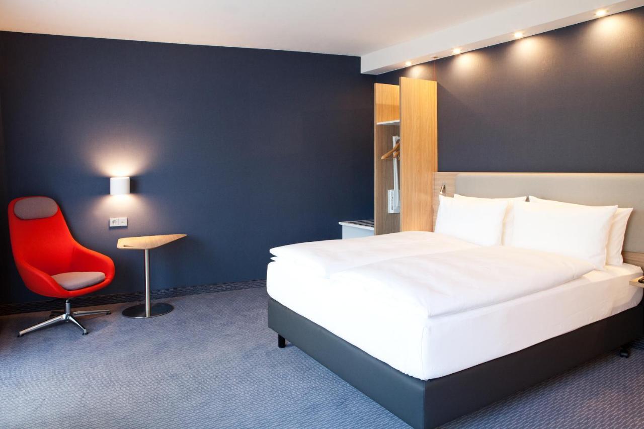 Holiday Inn Express - Lustenau Ngoại thất bức ảnh