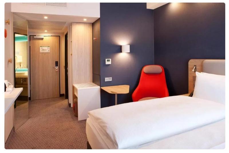 Holiday Inn Express - Lustenau Ngoại thất bức ảnh