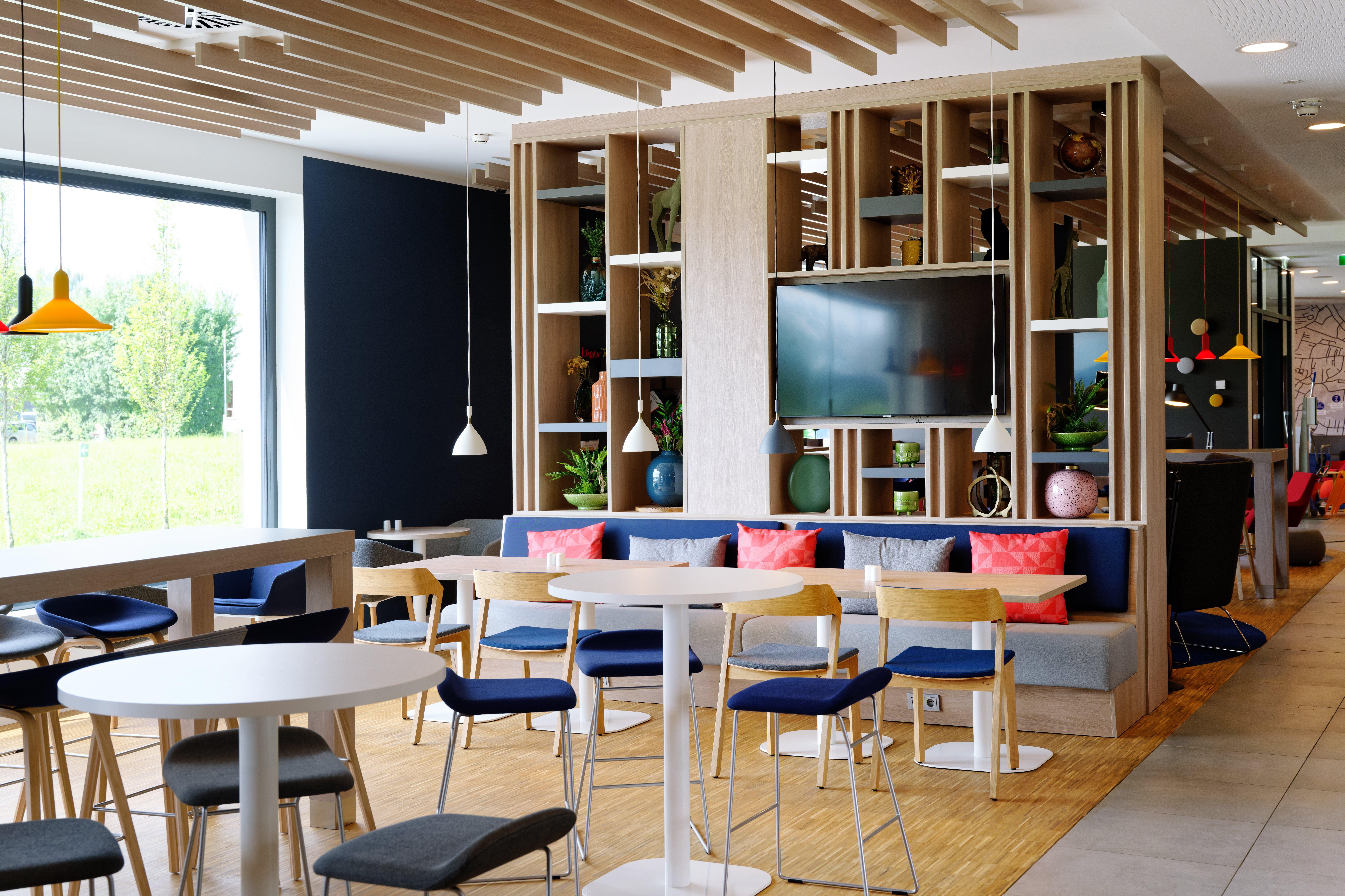 Holiday Inn Express - Lustenau Ngoại thất bức ảnh