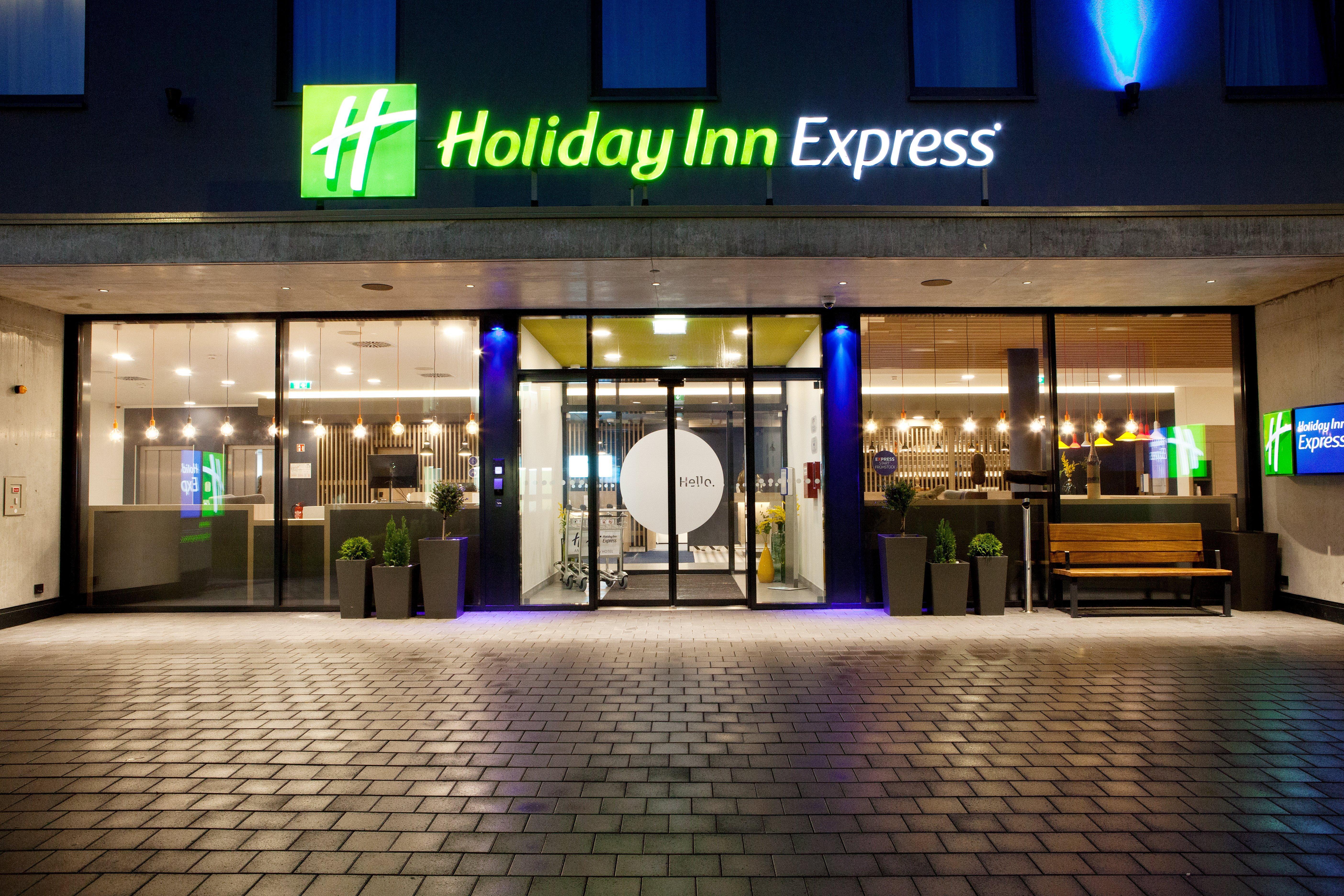 Holiday Inn Express - Lustenau Ngoại thất bức ảnh